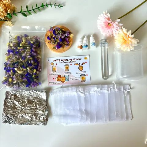 สำหรับจัด workshop /โครงงาน/ธุรกิจเซตดอกไม้หอมถุงผ้าทำได้ 10 ชิ้น/เซต (Scented Statice Sachet DIY Kit)